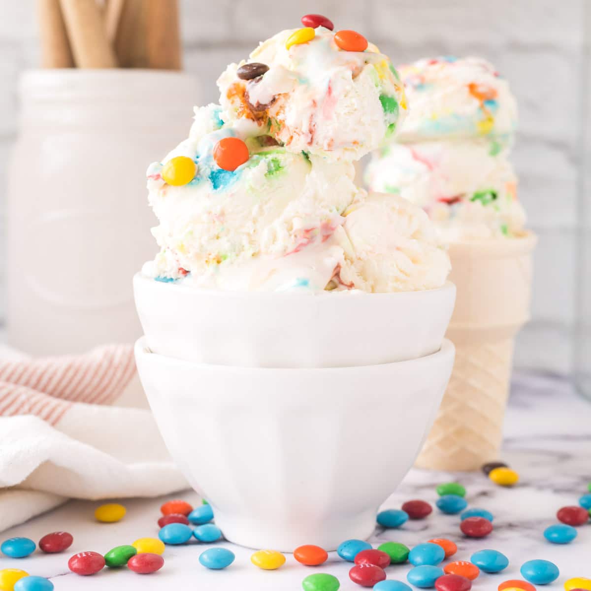 Homemade M&M Ice Cream: Crunchy, Creamy, Colorful Perfection